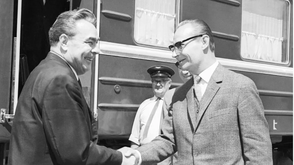 Leonid Brežněv a Alexandr Dubček