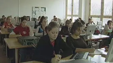 Studenti ve škole