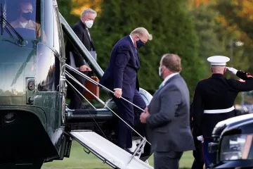 Trump je s covidem v nemocnici. Podle lékaře ale nepotřebuje kyslíkovou léčbu a nemá ani horečku