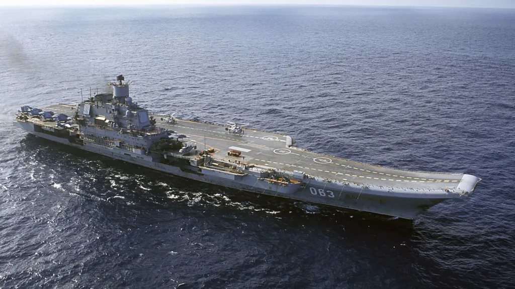 Ruská letadlová loď Admirál Kuzněcov