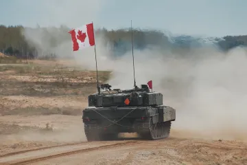 Kanada navyšuje obranný rozpočet a chce víc podpořit domácí zbrojaře