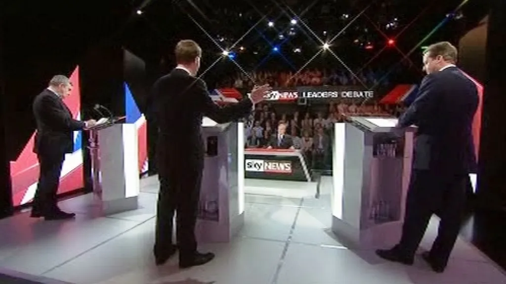 Britská předvolební debata lídrů tří hlavních stran