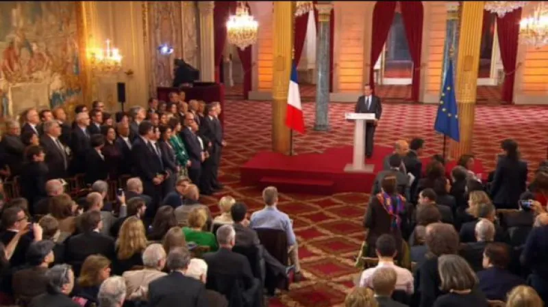 Hollande vysvětloval svou politiku