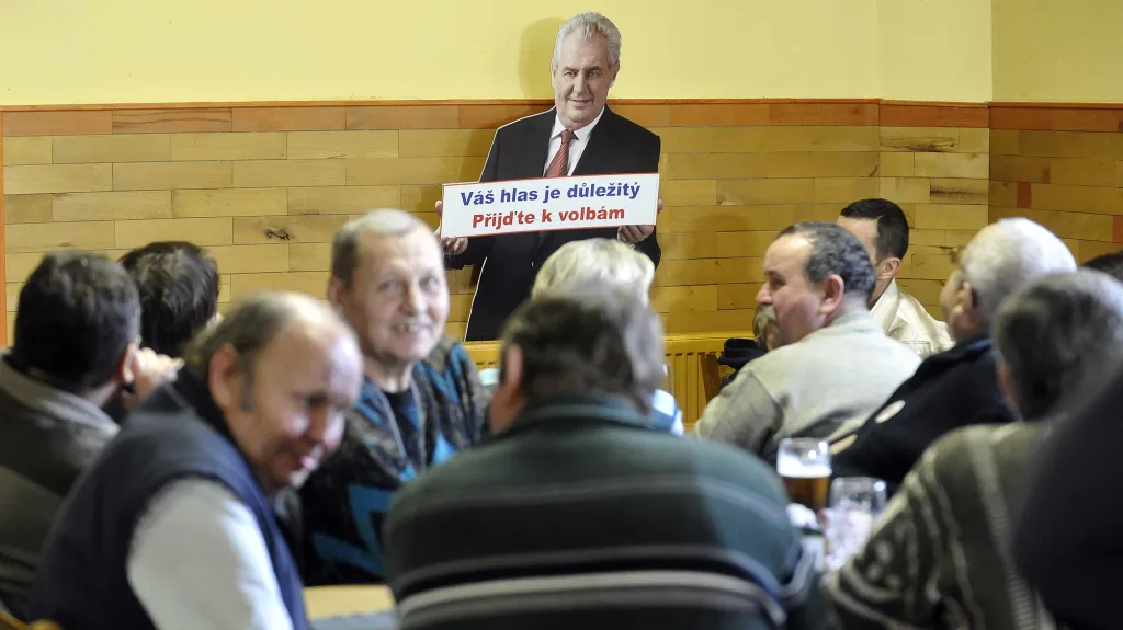 Příznivci Miloše Zemana v Novém Veselí na Žďársku
