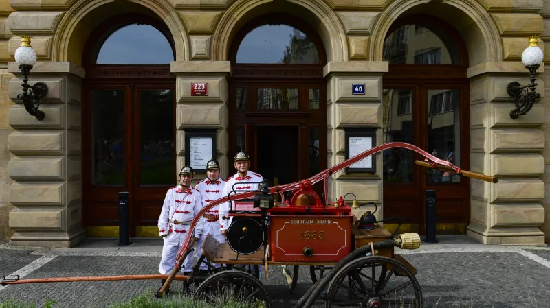 Ukázka malé ruční stříkačky