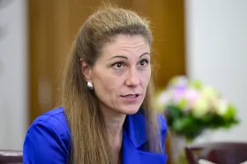 Decroix s Pavlem diskutovala dětský certifikát a další legislativu