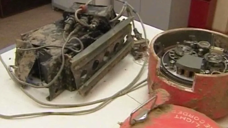 Černé skříňky polského letounu