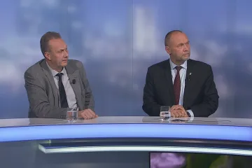 Zbytečně kriminalizujeme uživatele psychoaktivních látek, říká Mravčík. Frydrych se obává dopadů nové legislativy