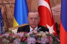 Erdogan mistrně využívá krize. Turecko v rusko-ukrajinské válce prosazuje vlastní zájmy