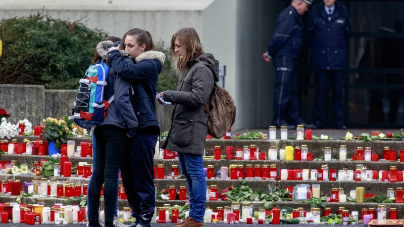 Pláč a smutek u Gymnázia Josepha Königa