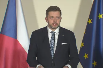 Vláda schválila přidání letounů F-35 na seznam strategických projektů české armády, uvedl Rakušan