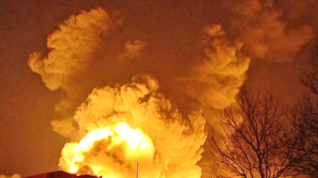 Požár v chemičce u Rotterdamu