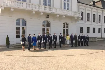 Poučili jsme se z chyb, ujistil nový slovenský premiér Heger