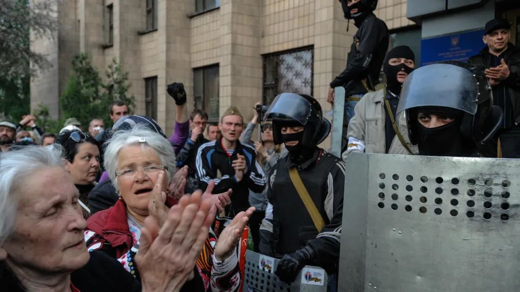 Ženy v Doněcku vyjadřují podporu proruským ozbrojencům