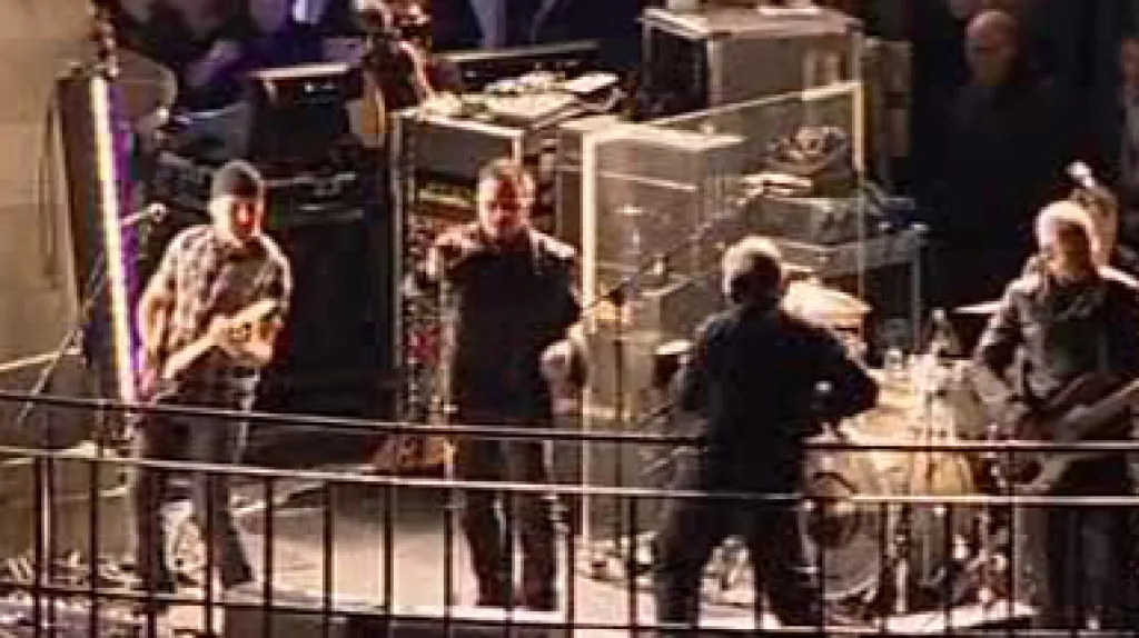 U2