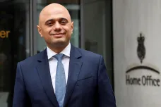 Britský premiér Johnson vyměnil několik ministrů, nečekaně rezignoval i šéf financí Javid