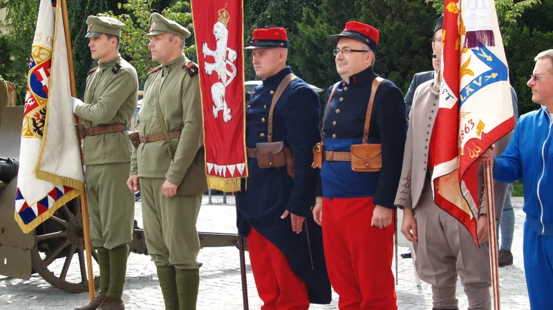 Slavnost u sochy legionáře v Mladé Boleslavi