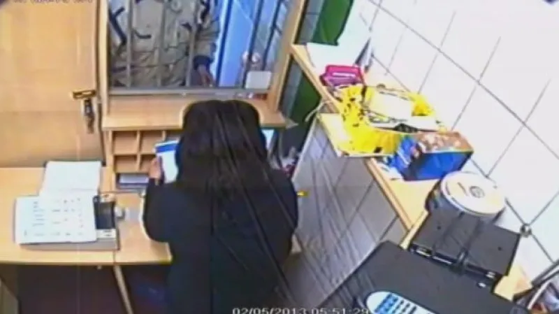 NO COMMENT: Přepadení směnárny ve Starém Hrozenkově