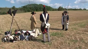 Pochod z Mohyly míru měl přiblížit život vojáků za Napoleona