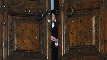 Za pontifikátem Benedikta XVI. se zavřely dveře