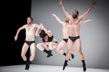 To se nedá popsat, to musíte zažít, vzkazuje Tanec Praha a zahajuje hlavní program