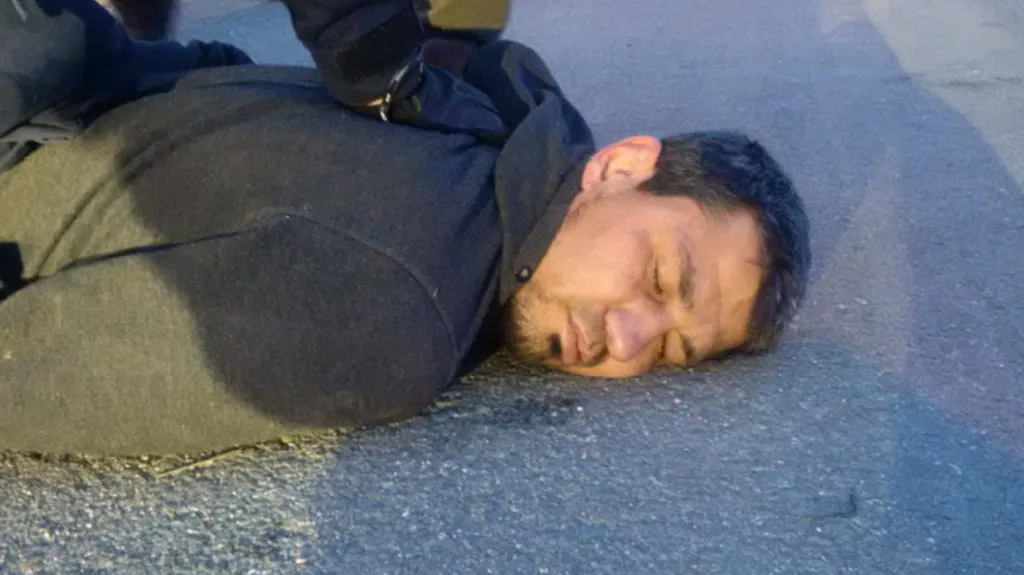 Dopadení Rakhmata Akilova, který vjel ve Stockholmu do lidí