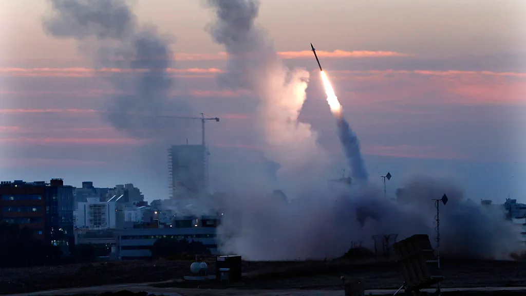 Mezi pásmem Gazy a Izraelem létají rakety