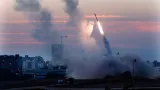 Mezi pásmem Gazy a Izraelem létají rakety