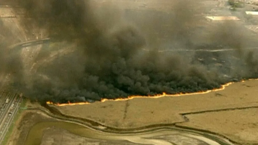 New Jersey, Tennessee a New York bojují s požáry