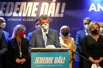 Babiš představil členy své stínové vlády, jsou mezi nimi Jermanová, Vildumetzová nebo Juchelka