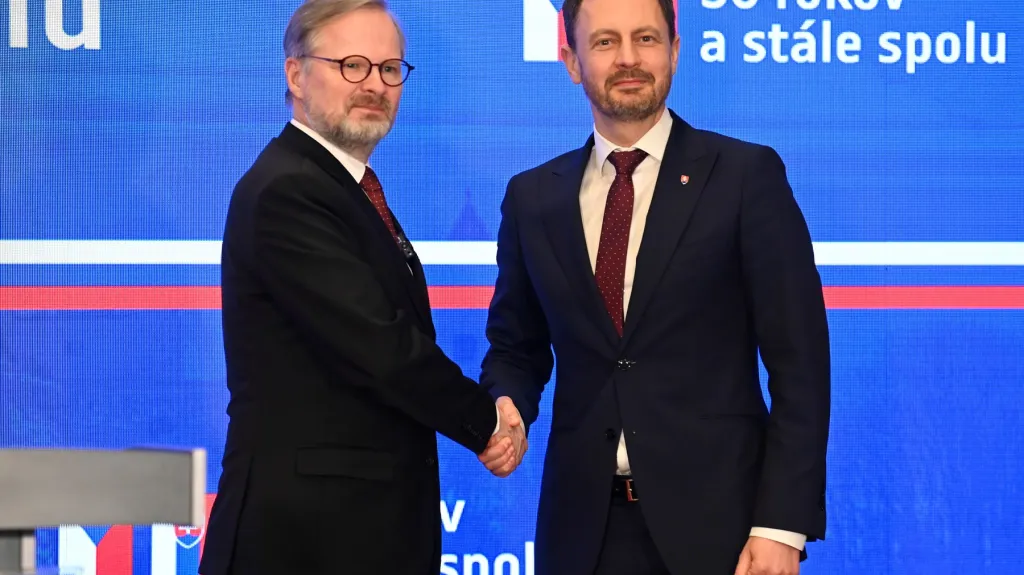 Petr Fiala a Eduard Heger po jednání v Trenčíně