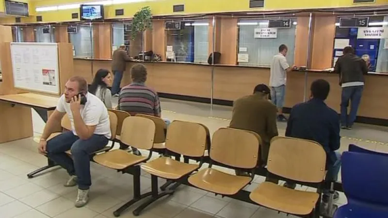 Registr vozidel má stále problémy