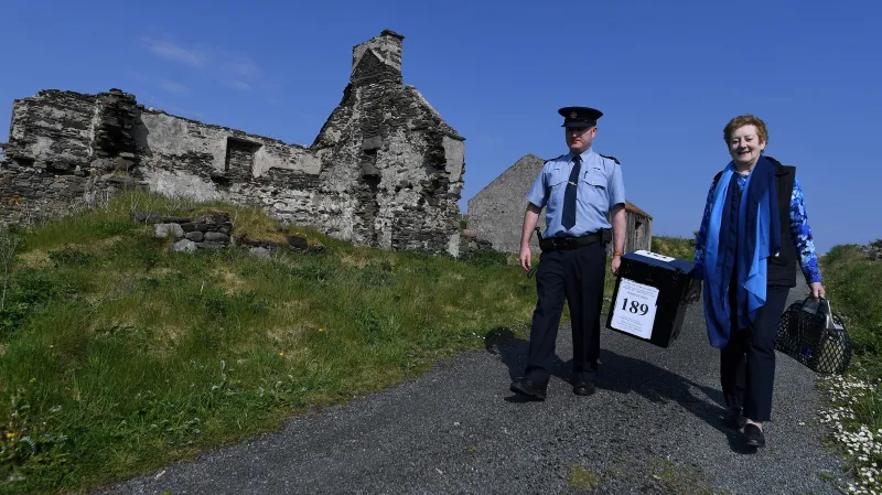 Irsko před referendem o potratech kontroluje reklamy na internetu