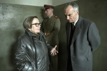 Šarlatán je blíž Oscarovi, Zpráva se vrací na Slovensko