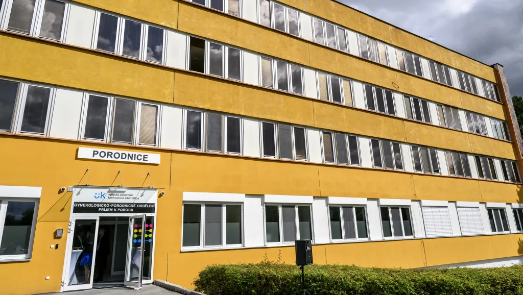 Pohled na porodnici v nemocnici v Litoměřicích (snímek ze září 2025)