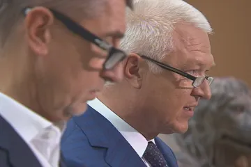 Poslanecký výbor doporučil vydat Babiše a Faltýnka k trestnímu stíhání