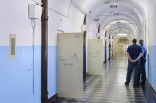 Největší věznice v Česku se ještě přifoukla: I tak je ale přeplněná 