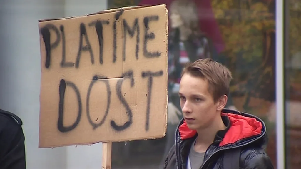 Studenti v Brně protestovali proti zdražení nočního jízdného