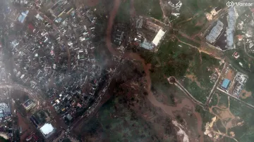 Satelitní snímek řeky Barnett u Montego Bay po hurikánu Melissa na Jamajce