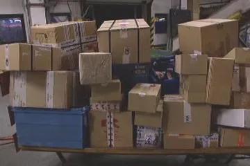 Zásilkoví teroristé z Řecka dnes stanou před soudem