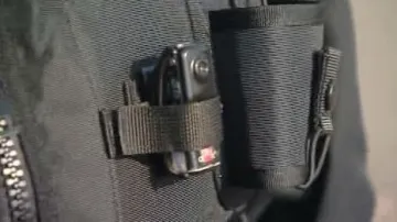 Minikamera v kapse vesty
