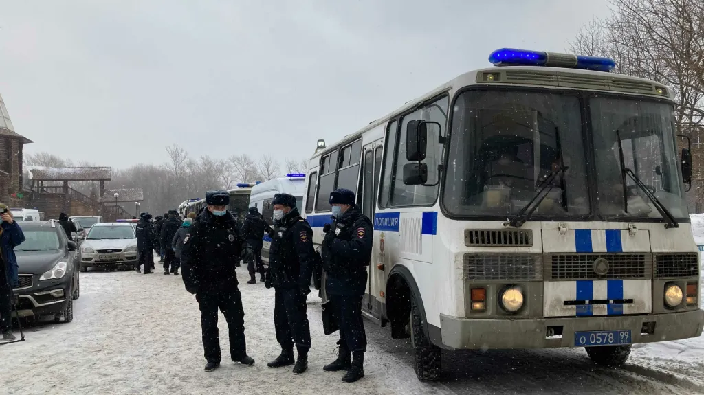 Ruská policie zatkla účastníky setkání opozice