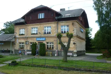 Obce se sdružují do společenství. Mohou sdílet úředníky nebo učitele