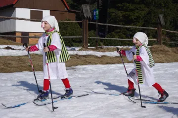 Karnevalové rozloučení se zimou na Novém Městě v Krušných horách