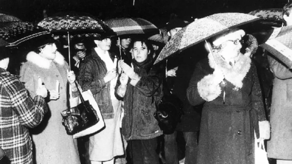 Svíčková demonstrace v Bratislavě v roce 1988