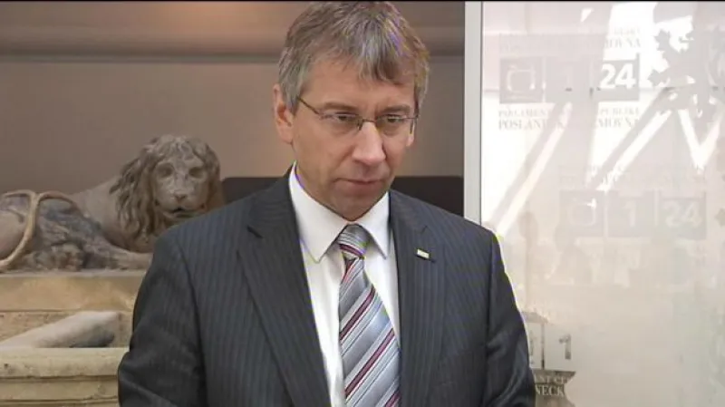 Brífink Jaromíra Drábka o odvolání manažerů