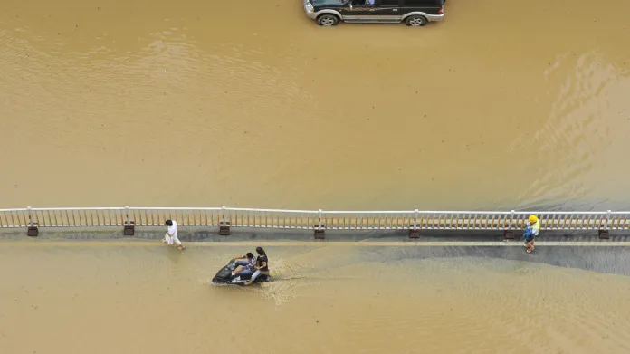 Zaplavené ulice v čínské provincii Fu-ťien