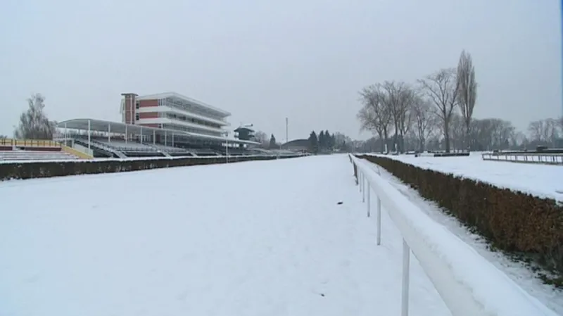 Dostihové závodiště Pardubice