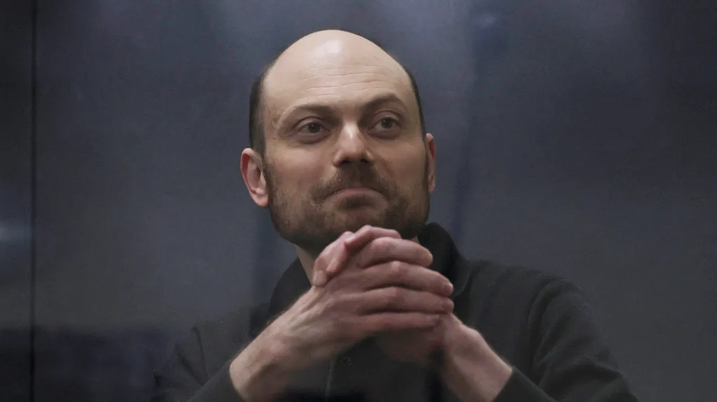 Vladimir Kara-Murza u soudu v Moskvě, snímek z července 2023