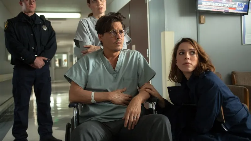 Transcendence / Johnny Depp, Rebecca Hallová